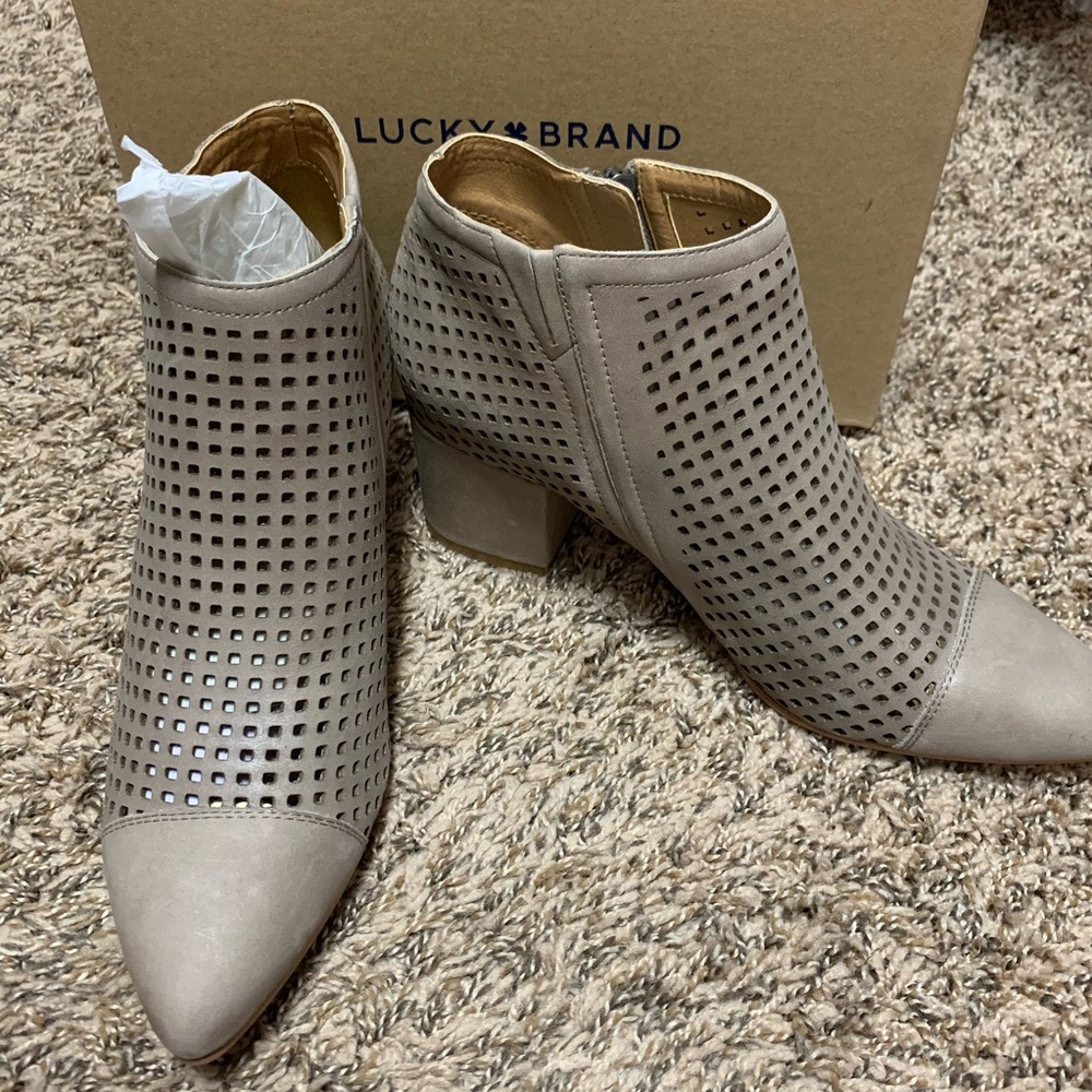 NIB Lucky Brand - LK JAKEYN boots